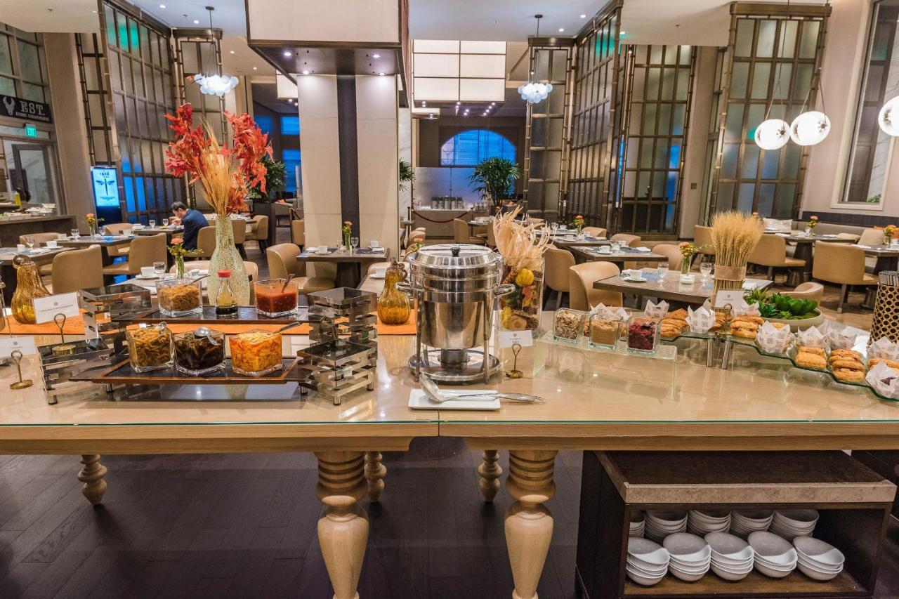 Sheraton Los Angeles Сан Габриел Екстериор снимка