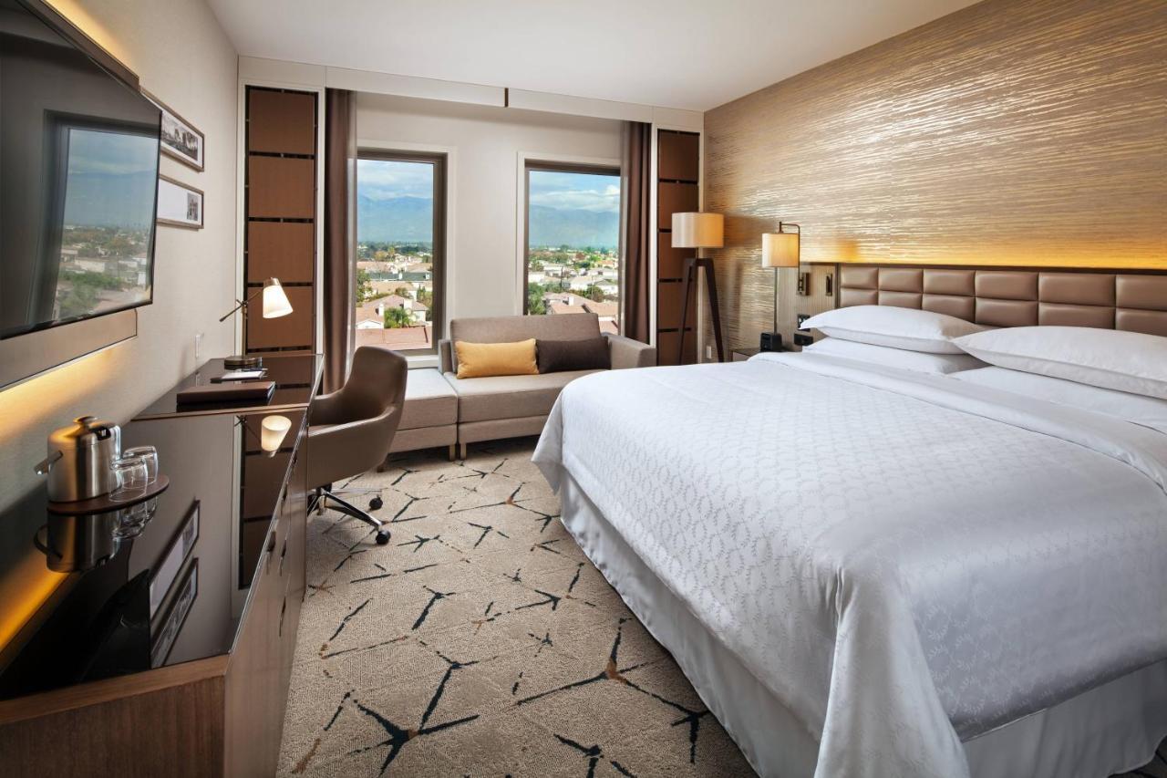 Sheraton Los Angeles Сан Габриел Екстериор снимка