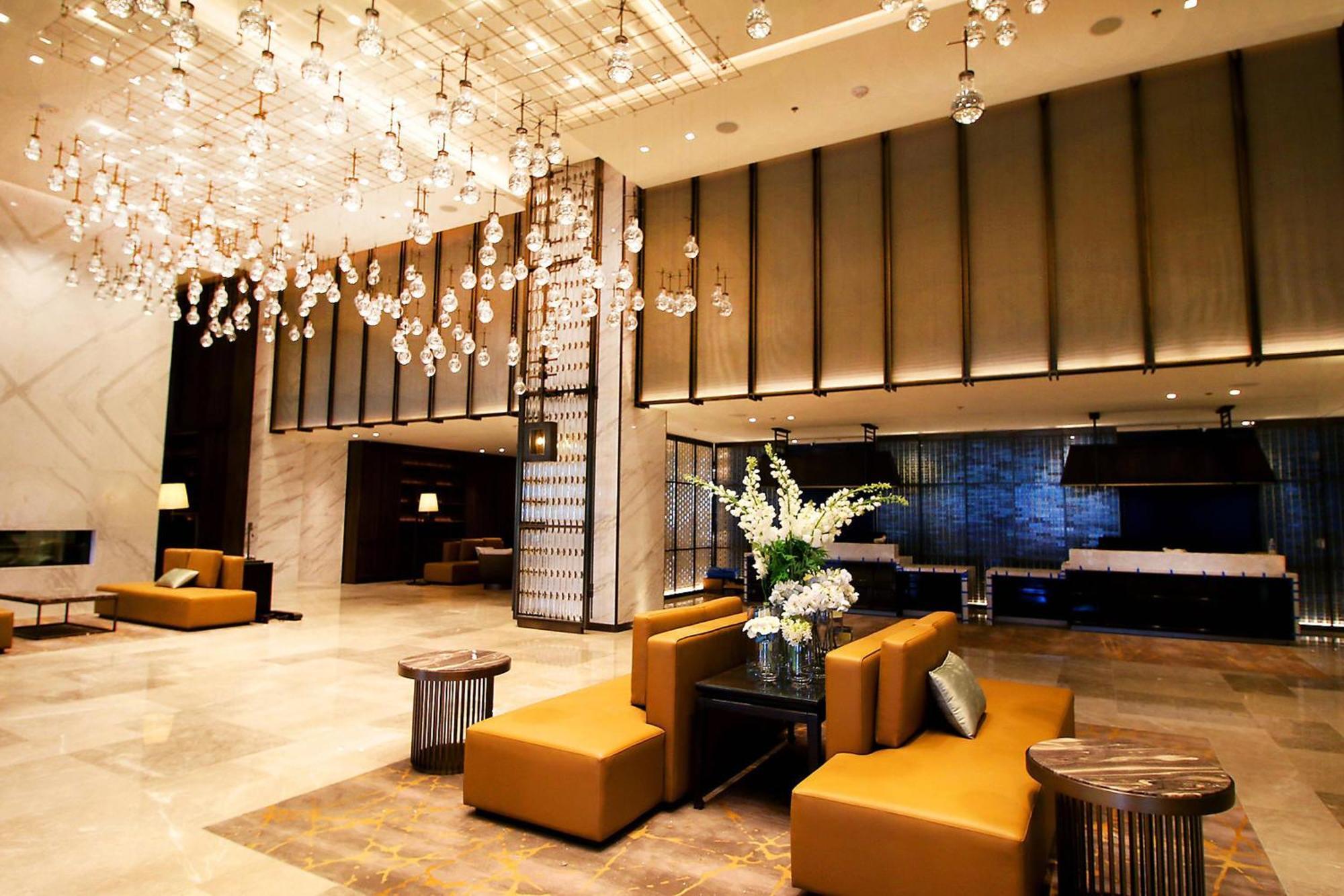 Sheraton Los Angeles Сан Габриел Екстериор снимка