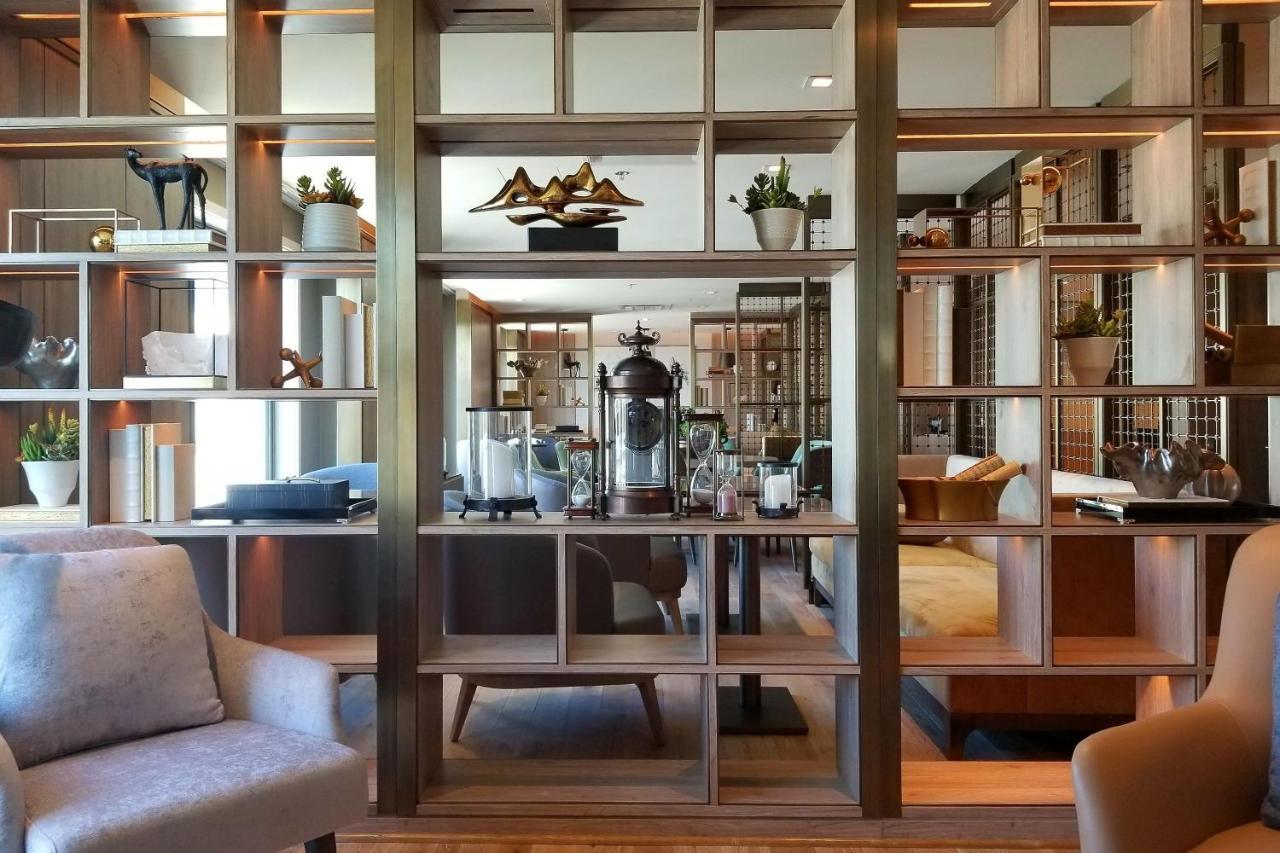 Sheraton Los Angeles Сан Габриел Екстериор снимка